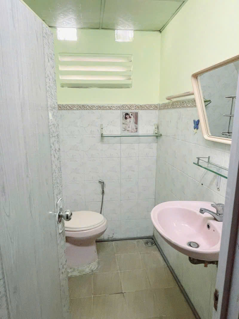 Bán nhà Phường Thủ Đức, đường Hồ Văn Tư, 110m2, 3 tầng, 4PN, sổ hồng, giá 5.7 tỷ. LH: 0933125879 - Ảnh 4